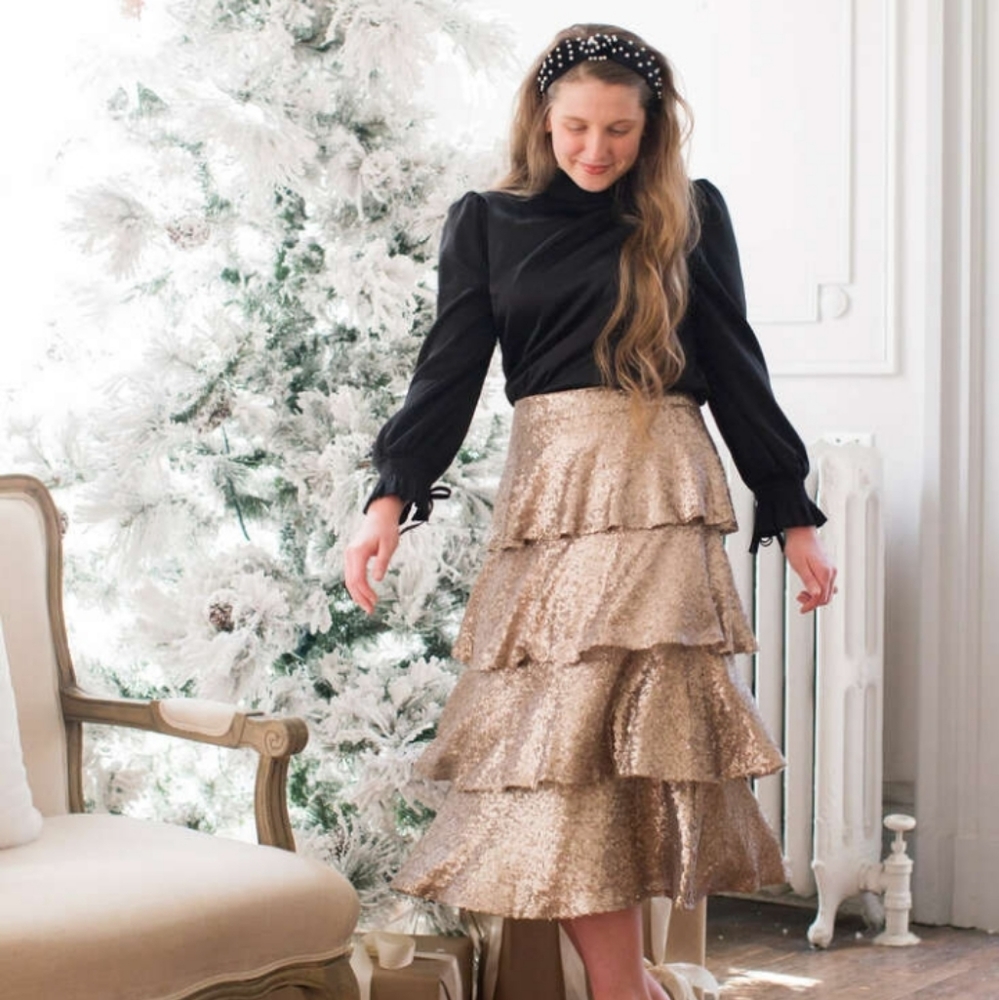 ISO Dainty Jewells Tiered Sequin Skirt Size XS or S